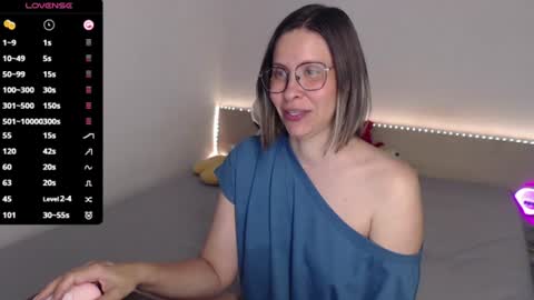 Julie online show from 23, 6, 2026