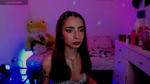 Snapshot of justmia_ chatting on 7, 1, 2025 Mia online show from 7, 1, 2025