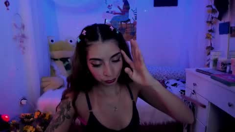 Snapshot of justmia_ chatting on 22, 1, 2025 Mia online show from 22, 1, 2025