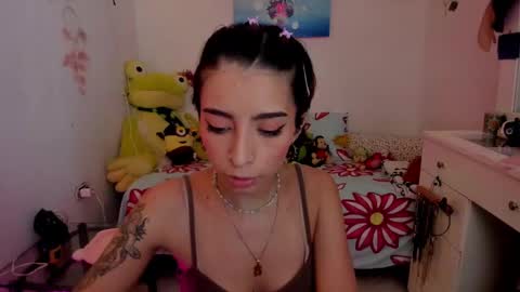 Snapshot of justmia_ chatting on 27, 2, 2025 Mia online show from 27, 2, 2025