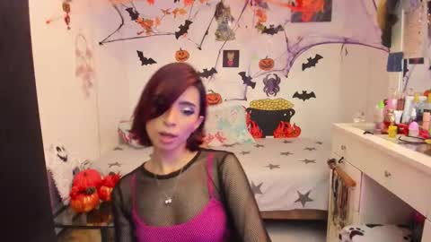 Snapshot of justmia_ chatting on 5, 11, 2025 Mia online show from 5, 11, 2025