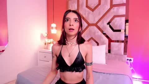 Snapshot of justmia_ chatting on 6, 3, 2026 Mia online show from 6, 3, 2026