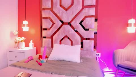 Snapshot of justmia_ chatting on 8, 3, 2026 Mia online show from 8, 3, 2026