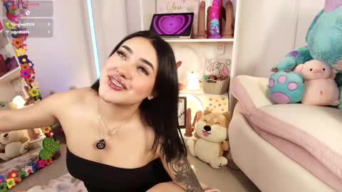 Emy online show from 30, 4, 2026