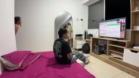 Juan and friends online show from 10, 10, 2025