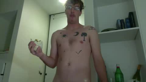 Snapshot of jwill10000 chatting on 8, 12, 2024 J and Sugar snap pea online show from 8, 12, 2024