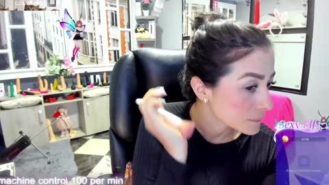 Antonella online show from 17, 1, 2025