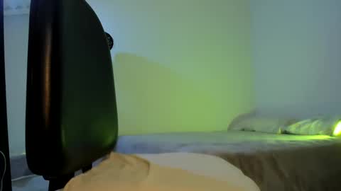 ChloeIndependient model online show from 23, 12, 2024