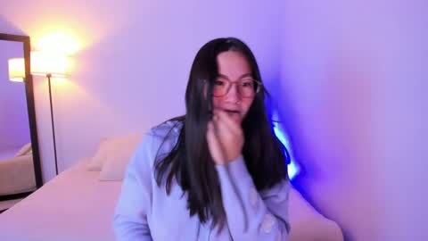 ChloeIndependient model online show from 1, 3, 2026