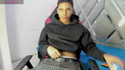 Snapshot of kai_storm7 chatting on 20, 12, 2025 KAI online show from 20, 12, 2025