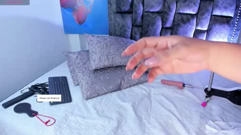 Snapshot of kaiaasthon chatting on 17, 10, 2025 Kaia online show from 17, 10, 2025