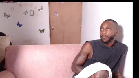 Angie  online show from 22, 3, 2026