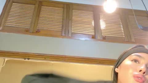 Snapshot of kaiawhite chatting on 19, 12, 2025 kaiawhite online show from 19, 12, 2025