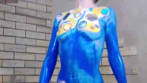 Kaila Lewis online show from 17, 9, 2025