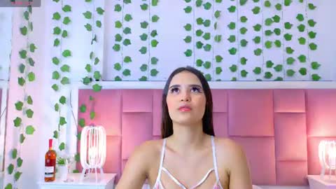 Snapshot of kaily_sweet1 chatting on 16, 7, 2026 kelly online show from 16, 7, 2026