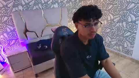 Snapshot of kairo_tay chatting on 13, 3, 2026 kairo_tay online show from 13, 3, 2026