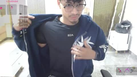 Snapshot of kairo_tay chatting on 22, 3, 2026 kairo_tay online show from 22, 3, 2026