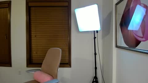 Kaiya    online show from 20, 12, 2024