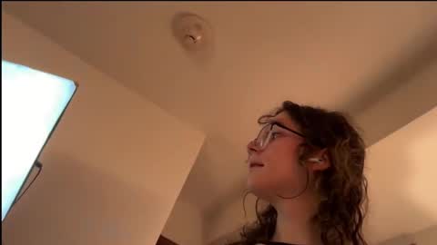 Kaiya    online show from 29, 12, 2024