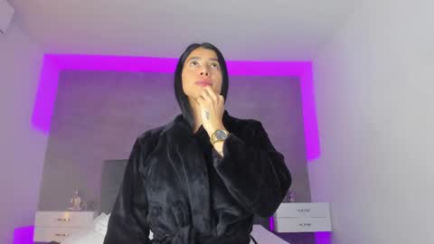 Carolina   online show from 8, 3, 2025