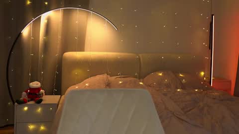 Snapshot of kalisa_pearl chatting on 17, 12, 2024 Please call me Kalisa online show from 17, 12, 2024