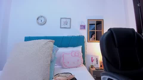 Snapshot of kam_lopez chatting on 1, 8, 2026 Kamilalopez online show from 1, 8, 2026