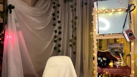 Snapshot of kamila__moore chatting on 24, 2, 2026 Kamila online show from 24, 2, 2026