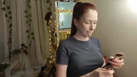 Snapshot of kamila__moore chatting on 5, 3, 2026 Kamila online show from 5, 3, 2026