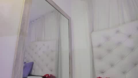    online show from 24, 9, 2025