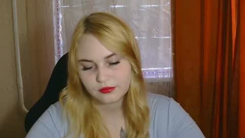 KamilaBlonde online show from 23, 7, 2026