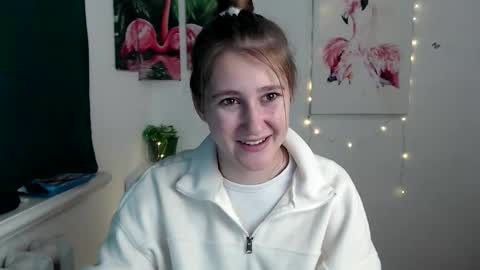kamilla_love_ online show from 25, 10, 2025