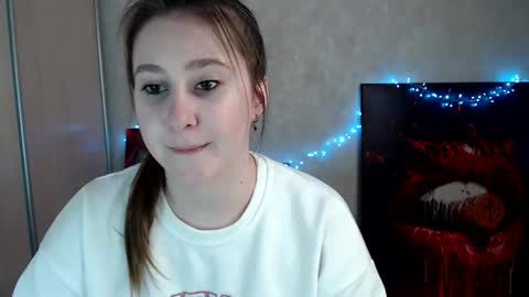 Snapshot of kamilla_love_ chatting on 14, 4, 2026 kamilla_love_ online show from 14, 4, 2026