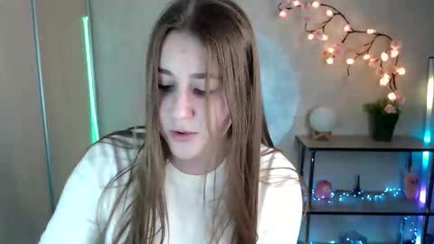 Snapshot of kamilla_love_ chatting on 6, 5, 2026 kamilla_love_ online show from 6, 5, 2026