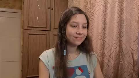 Mari  Simmons online show from 5, 11, 2025