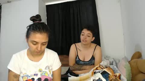 kammy   y   camila online show from 15, 12, 2025