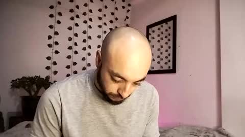 Komurasaki atsui online show from 2, 1, 2025