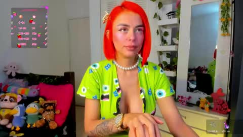 hello  Im Danni online show from 28, 4, 2026