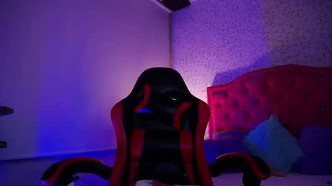 Snapshot of kaoz_33 chatting on 8, 11, 2025 kaoz_33 online show from 8, 11, 2025