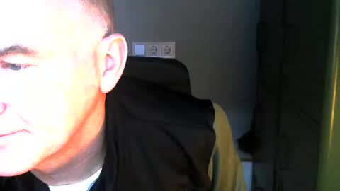 Robbie online show from 18, 12, 2024