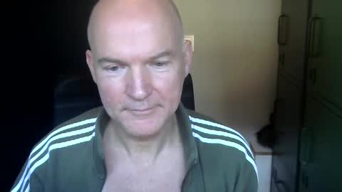 Robbie online show from 23, 12, 2024