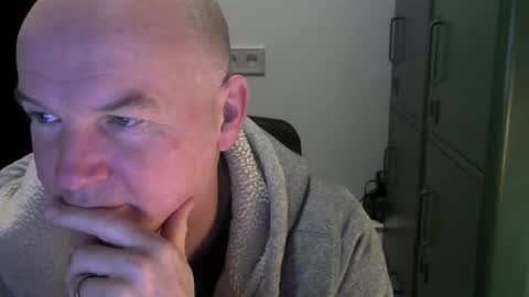 Robbie online show from 16, 1, 2025