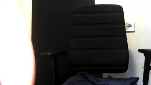 Robbie online show from 2, 2, 2025