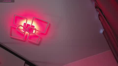 Snapshot of kara_life chatting on 9, 10, 2025 kara_life online show from 9, 10, 2025