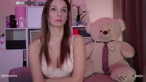 Julia online show from 6, 3, 2026