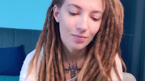 Snapshot of karatart chatting on 10, 10, 2025 Kara online show from 10, 10, 2025