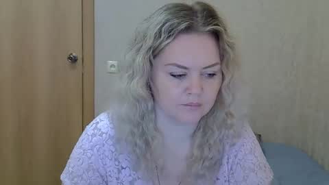 Snapshot of karennelsonx chatting on 9, 5, 2026 karennelsonx online show from 9, 5, 2026