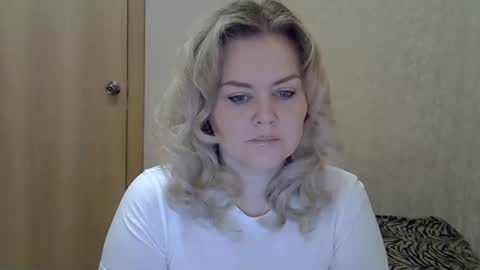 Snapshot of karennelsonx chatting on 11, 5, 2026 karennelsonx online show from 11, 5, 2026