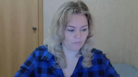 Snapshot of karennelsonx chatting on 28, 5, 2026 karennelsonx online show from 28, 5, 2026