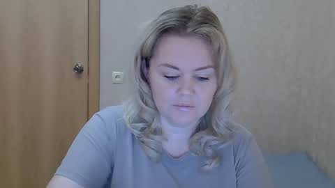 Snapshot of karennelsonx chatting on 29, 5, 2026 karennelsonx online show from 29, 5, 2026