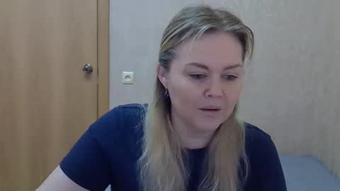Snapshot of karennelsonx chatting on 30, 5, 2026 karennelsonx online show from 30, 5, 2026
